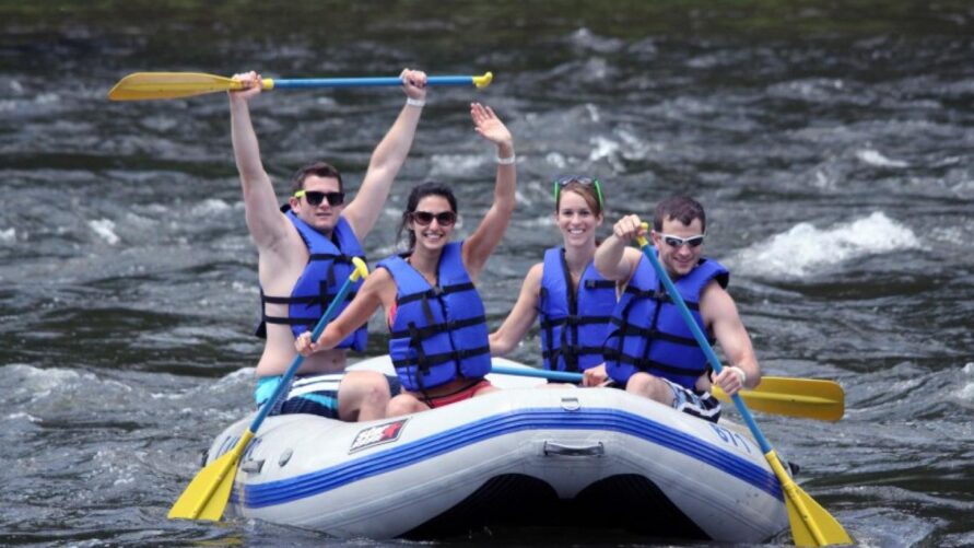 Kayaking & Canoeing on Delaware River – Book Now!